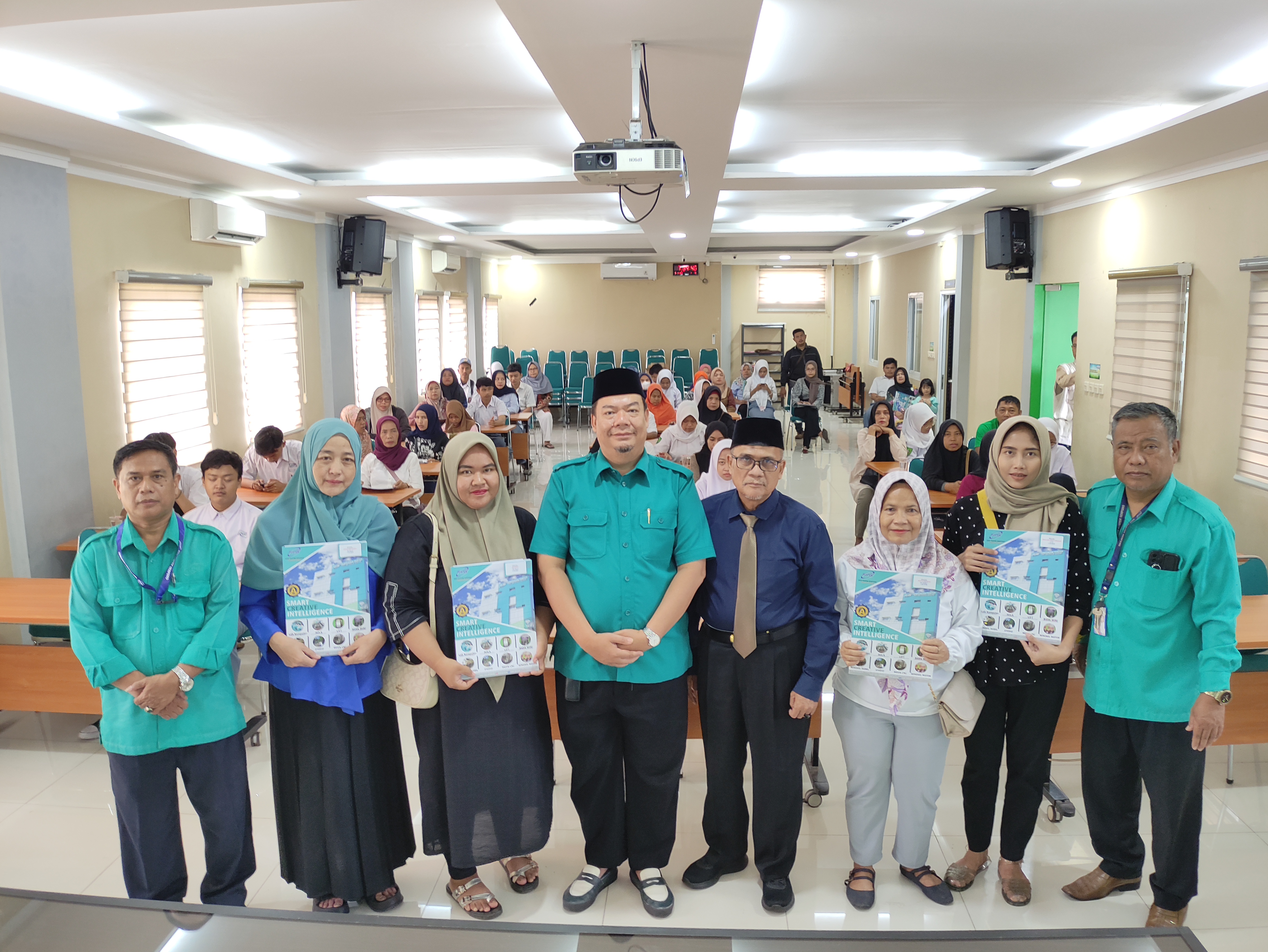 SMK PUSTEK Serpong kembali memberikan beasiswa Pendidikan Kepada anak-anak Yatim/piatu